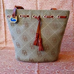 Dooney & Bourke bag